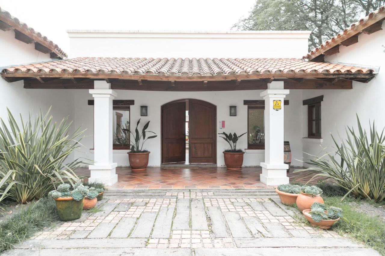 Hotel Torrontes San Lorenzo  Exterior photo